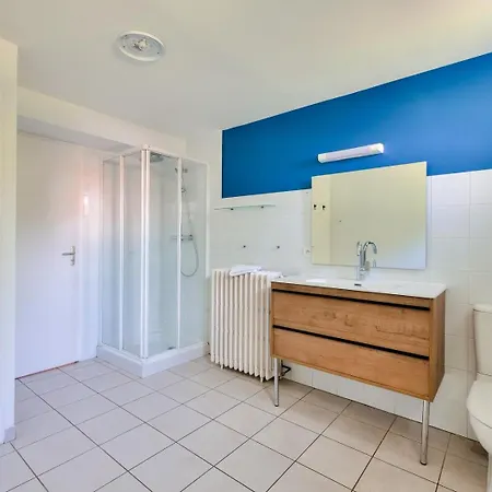 Guestready - A Cityscape Near The Sea * La Rochelle (Charente-Maritime)