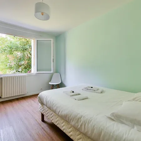 Guestready - A Cityscape Near The Sea * La Rochelle (Charente-Maritime)