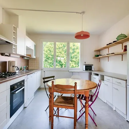 Guestready - A Cityscape Near The Sea * La Rochelle (Charente-Maritime)